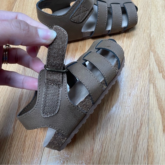 Max + Jake brown Velcro closed toe sandals NWOT size 5 toddler boy - Picture 10 of 10